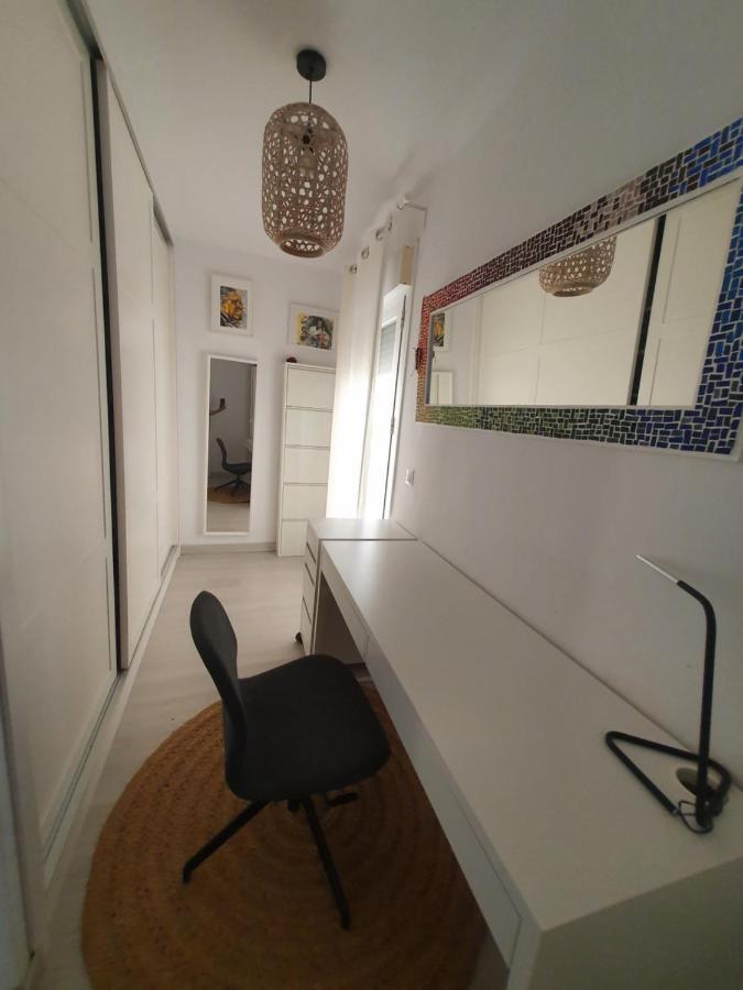Beautiful Apartment With Terrace San Basilio เซบีญา ภายนอก รูปภาพ